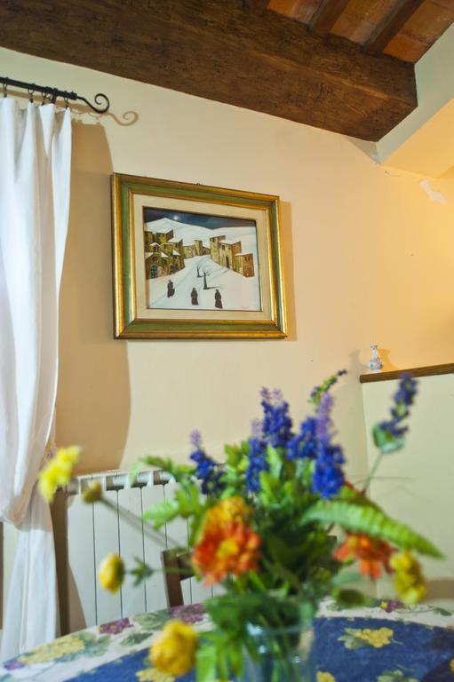 Casa Castellina Konuk evi Foligno Oda fotoğraf